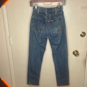 vintage levi’s jeans size 24